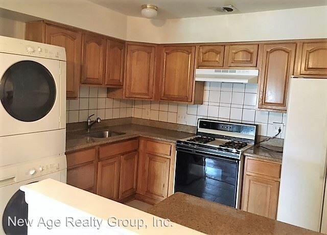 Foto principal - 7135 Lindbergh Blvd