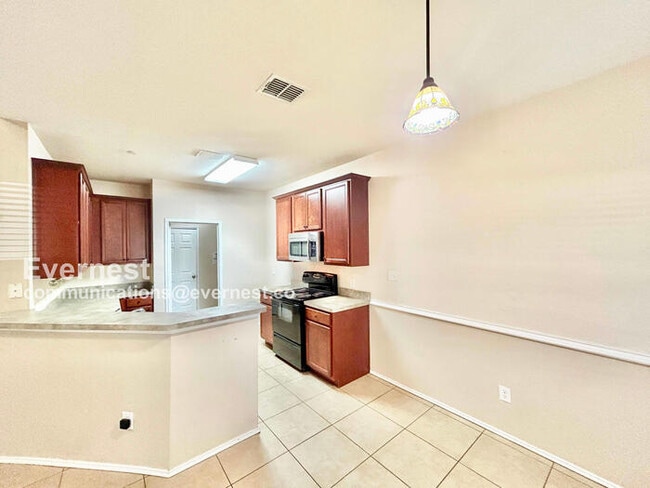 Building Photo - 8521 Brunswick Dr