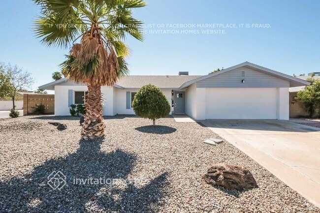 Building Photo - 1335 E Hermosa Dr