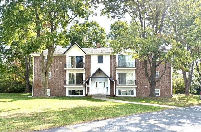 Foto del edificio - 630 56th St SE