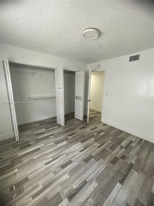 Foto del edificio - 1532 SW 5th Pl