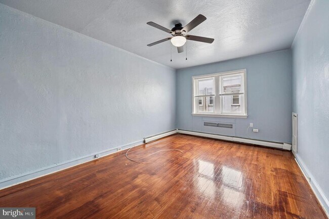 Foto del edificio - 5200 W Montgomery Ave