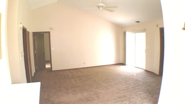 Building Photo - 1934 Heron Ave