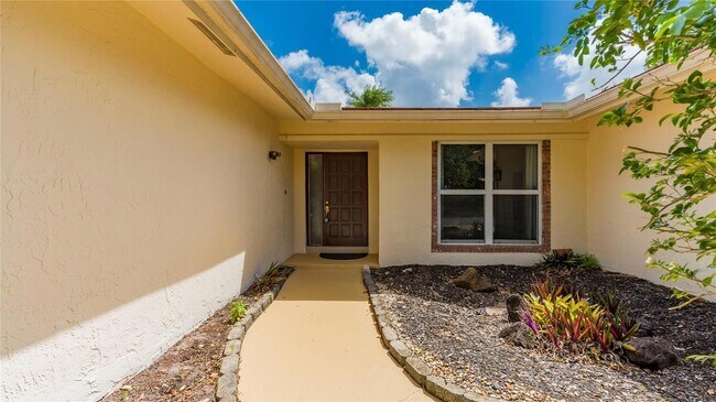 Foto del edificio - 8592 NW 7th St