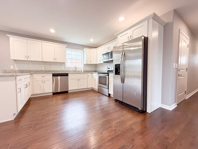 Foto del edificio - 3-Bedroom Home with Garage and Large Deck in Baxter