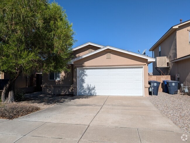 Building Photo - 9009 Eagle Vista Dr NE