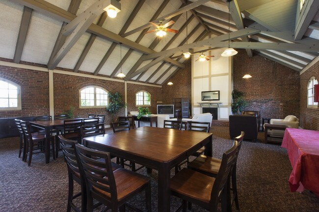 Foto del edificio - Waterview Estates