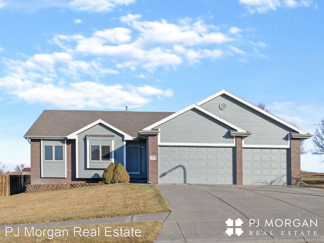 4 br, 3 bath House 21204 Buchanan Pkwy House Rental in Gretna, NE
