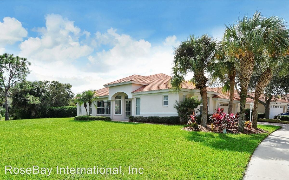 4 Br 2 5 Bath House 5071 Hanging Moss Ln House For Rent In Sarasota Fl Apartments Com