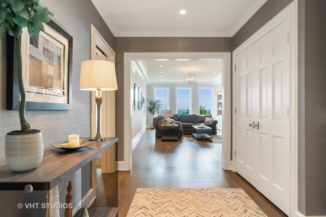 Foto del edificio - 219 E Lake Shore Dr
