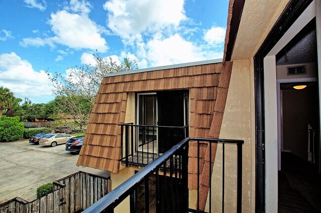 Building Photo - Available now! Middlebrook Pines