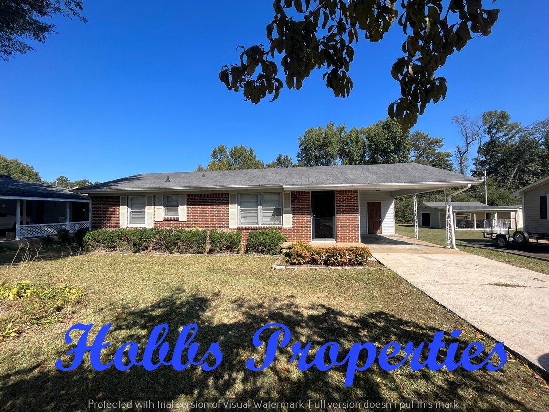 1010 7th Ave, Athens, AL 35611 House Rental in Athens, AL