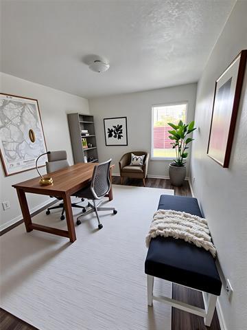 Foto del edificio - 4131 Parterre Dr