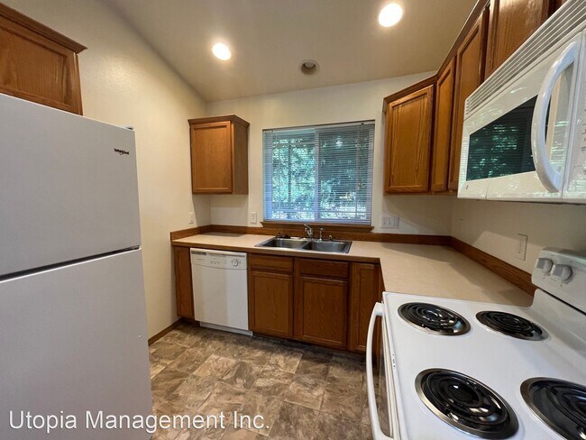 Building Photo - 4 br, 3 bath House - 39 Sudden Valley Dr.