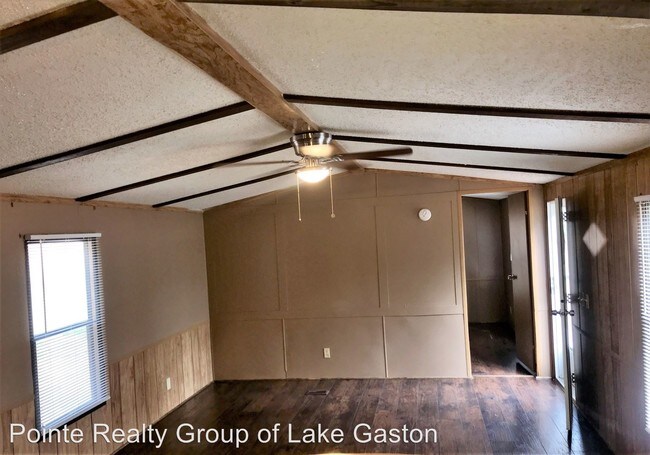 Building Photo - 2 br, 2 bath House - 409 Beechwood Dr.