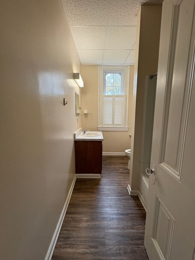 Foto del edificio - 110 Langhorne Ln
