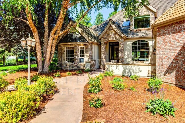 Building Photo - 3056 W Balata Ct