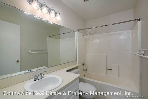 Building Photo - 3 br, 2.5 bath House - 1216 Lancer Glen