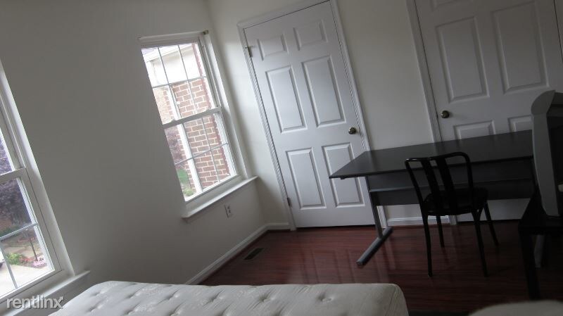 Foto principal - 2125 Dominion Heights Ct