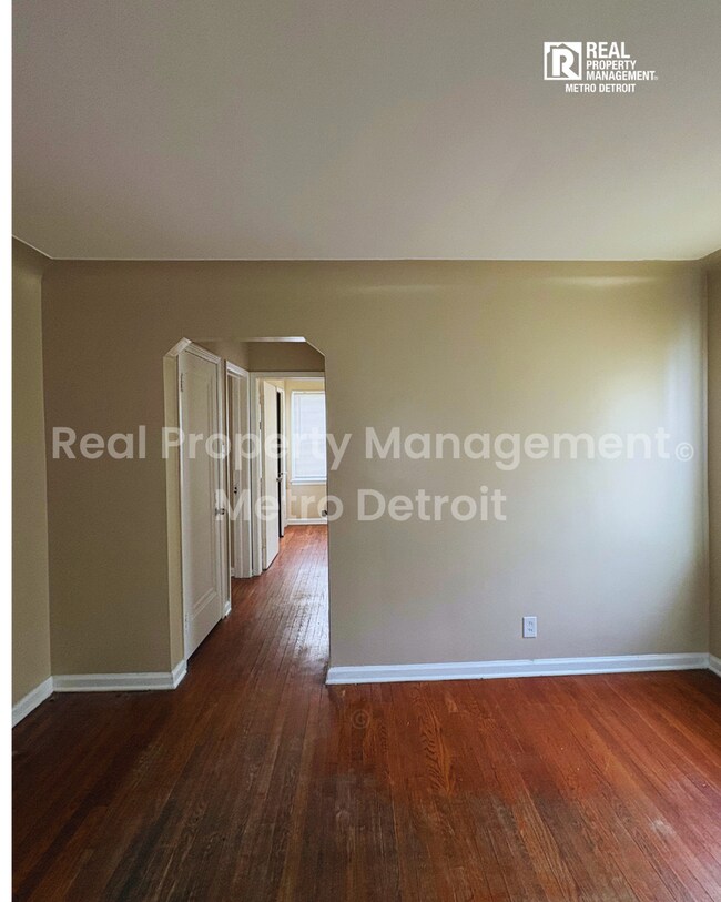 Foto del edificio - 21242 Beechwood Ave