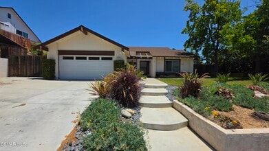 Building Photo - 3078 Saddleback Ct