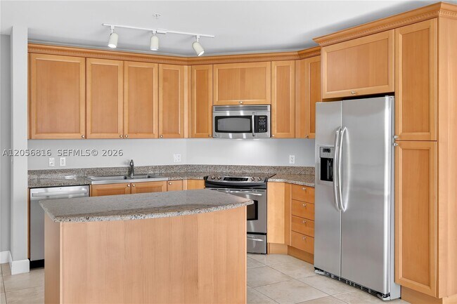 Building Photo - 55 Merrick Wy