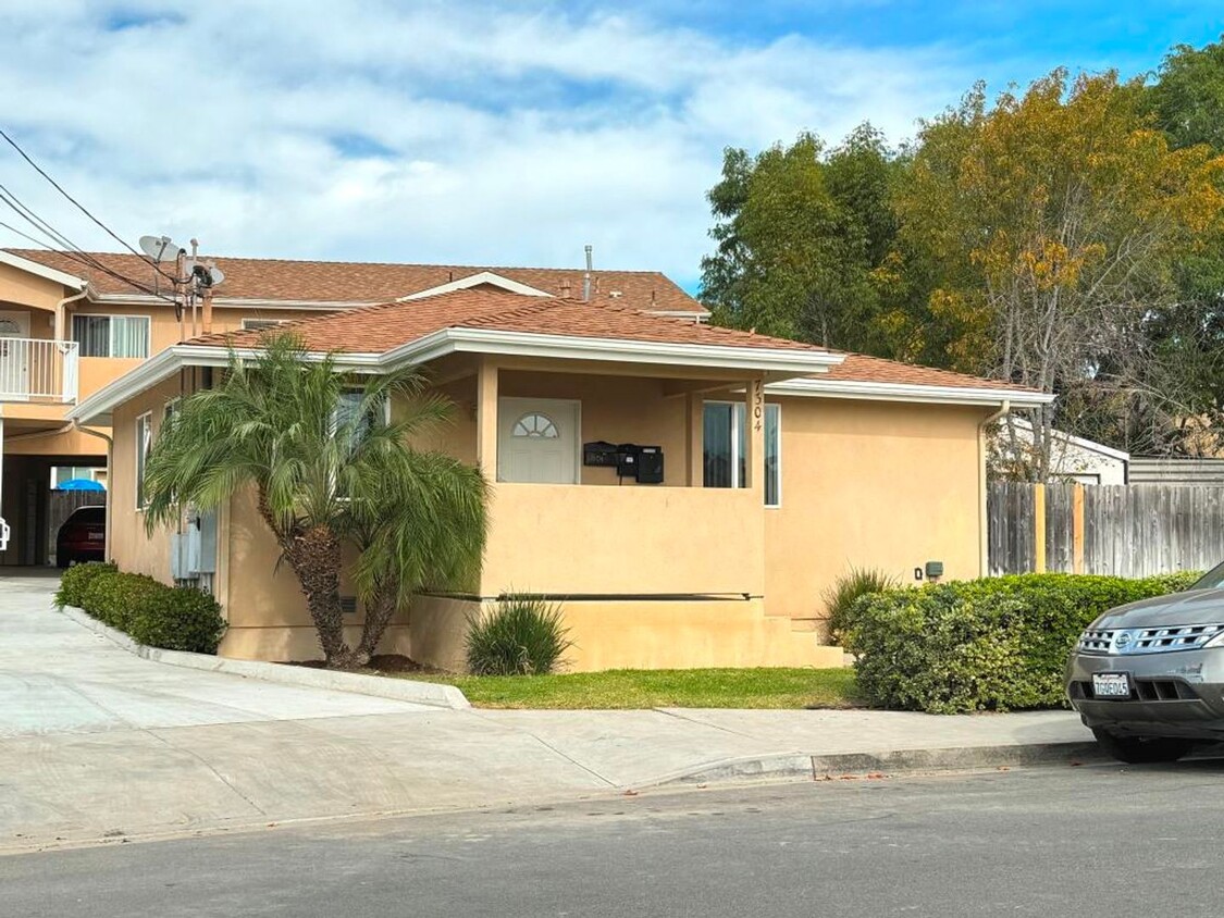 Foto principal - Newly renovated home in Linda Vista