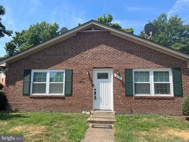 Building Photo - 9712 Hagel Cir