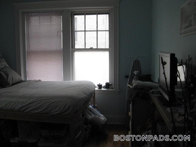 Foto del edificio - 1450 Commonwealth Ave