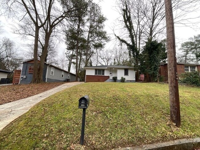 Building Photo - 3002 1st Ave SW