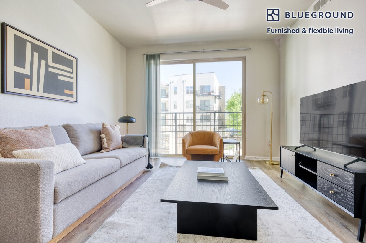 Foto principal - 3001 Esperanza Crossing