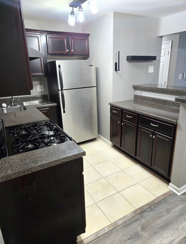 Foto del edificio - 213 E Liberty St