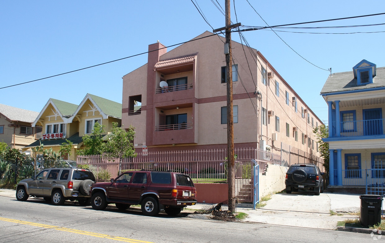 Building Photo - 2734 James M Wood Blvd