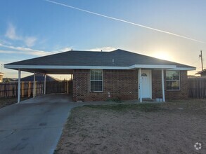 Building Photo - 1215 Cottonwood Ave