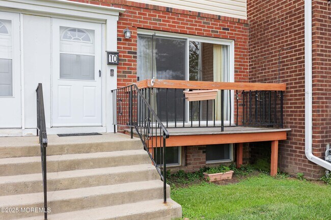 Foto del edificio - 10 Primrose Ln
