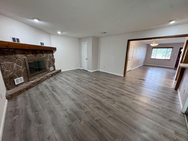 Photo - 3031 S Flamingo Way- House