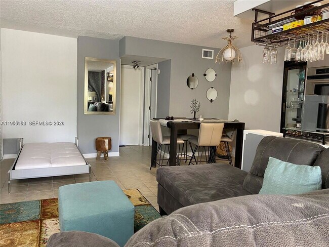 Foto del edificio - 1425 Arthur St