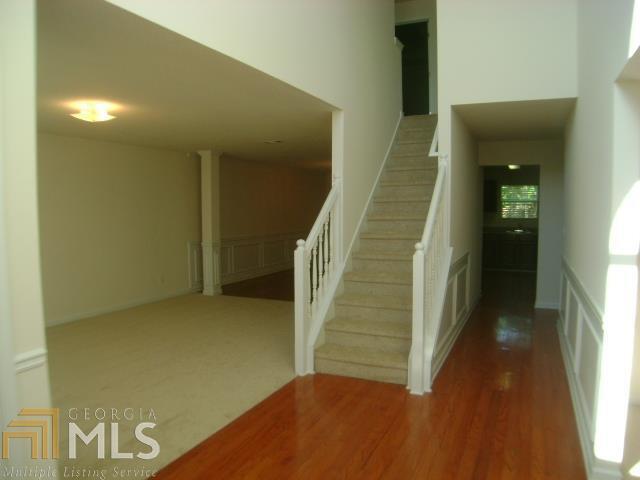 Building Photo - 1526 Evergreen Hollow Ln