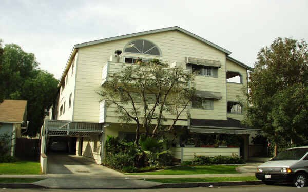 Building Photo - 1081 Stanley Ave