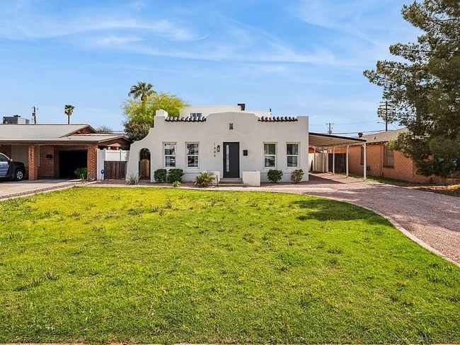 Photo - 1609 E Montecito Ave House