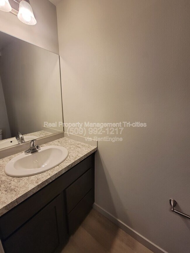 Foto del edificio - 413 Whitefish Ln