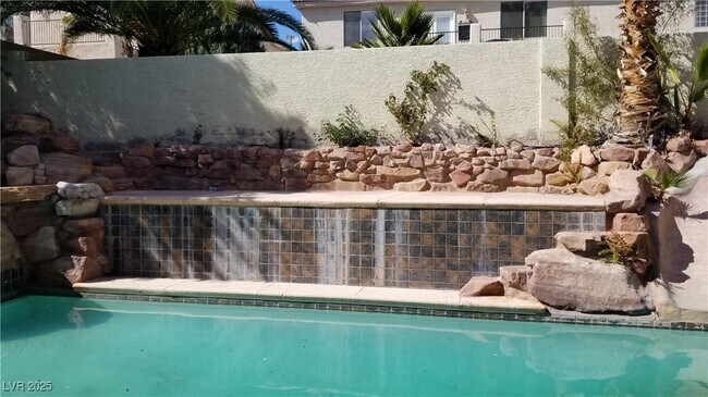 Foto del edificio - 7414 Page Ranch Ct