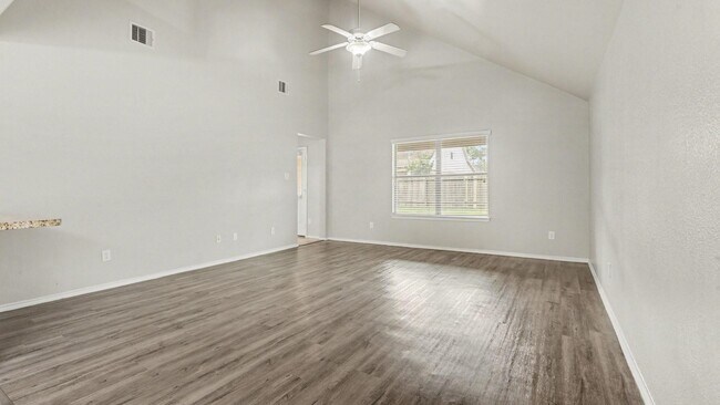 Building Photo - 21622 Messara Ct