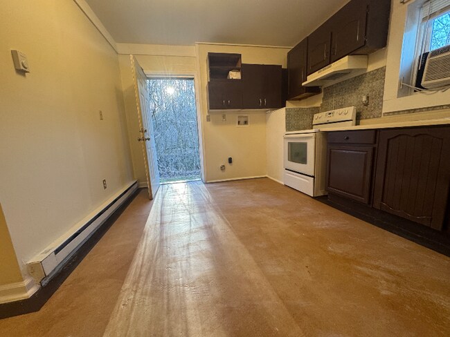 Foto del edificio - 706 Cherry Mountain St