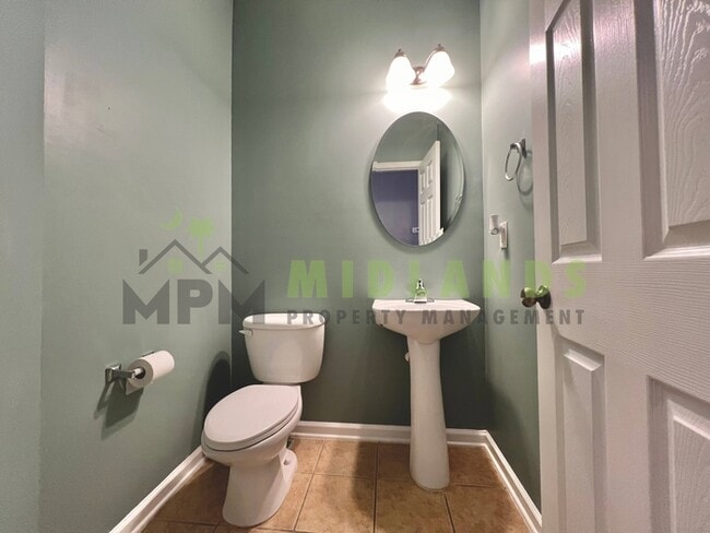 Foto del edificio - 248 Merchants Dr