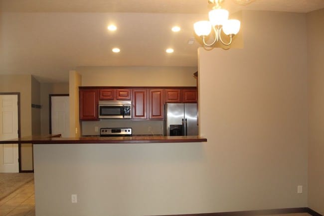 Building Photo - 4021 Anne Marie Ave
