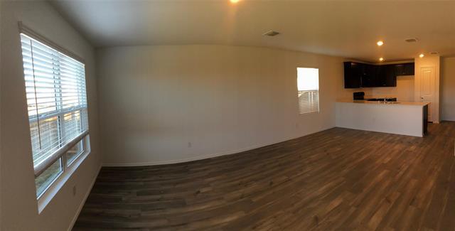Foto del edificio - 700 Dashwood Dr