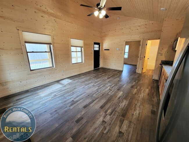 Building Photo - Beautiful 1-Bed Cabin In Trade, Tennessee