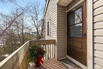 Building Photo - 26 Hillside Terrace