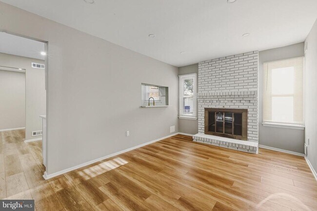 Foto del edificio - 18 Madison St